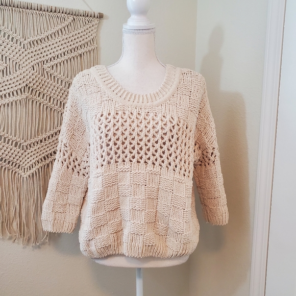 ANTHROPOLOGIE MOTH CHENILLE STITCHED PULLOVER! Size Small. - Picture 2 of 10